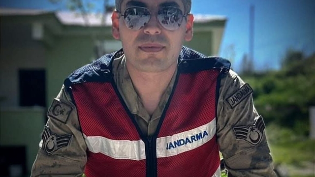 Halı saha maçı sonrası fenalaşan astsubay hayatını kaybetti