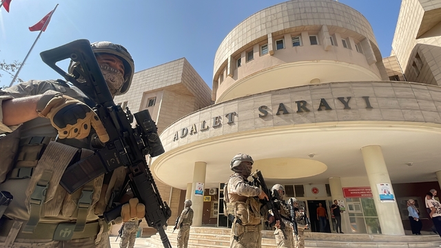 Sağlık raporu usulsüzlüğü soruşturmasında 30 gözaltı