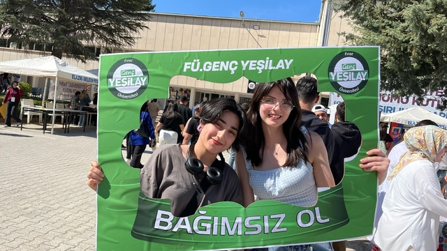 Yeşilay, Fırat Üniversitesi 50. yıl kutlama programında stant açtı