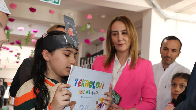 Erzurum'da çocuklar teknoloji bağımlılığı ve akran zorbalığına karşı farkındalık oluşturdu