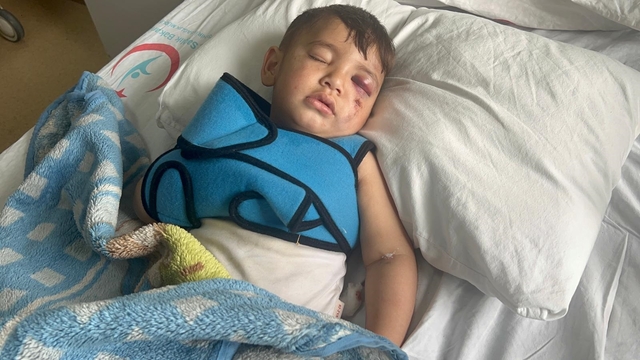 Çöp konteynerine düşen çocuğun sağlık durumu iyi