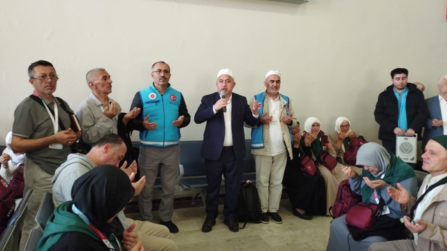 Samsun'dan yılın ilk hac kafilesi kutsal topraklara doğru yola çıktı