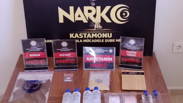 Kastamonu'da evinde uyuşturucu bulunan kişi gözaltına alındı