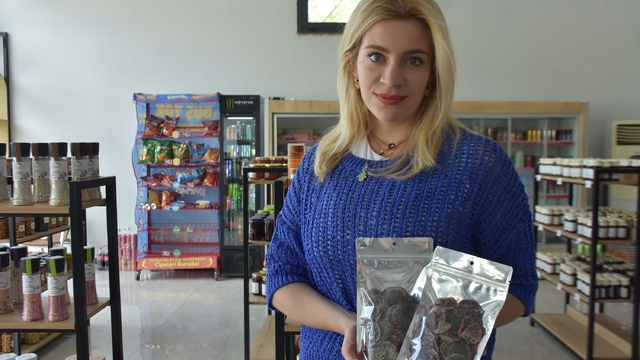 Üniversiteli İlay'ın zayıflamak için başladığı meyve serüveni girişimciliğe dönüştü