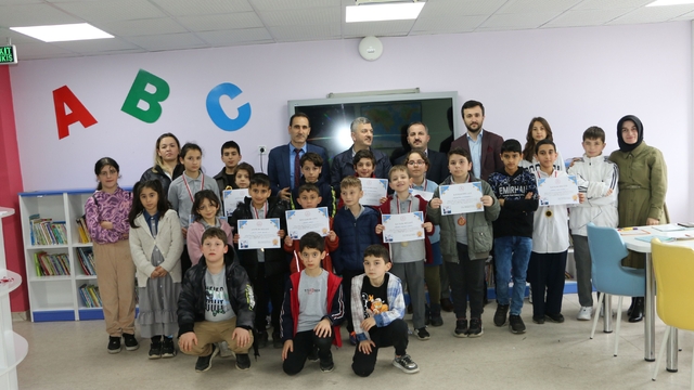 Of'ta "Adım Zeka, İşim Oyun" projesinin ödül töreni yapıldı