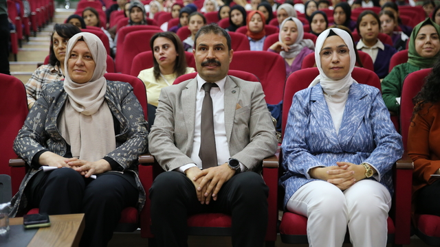 Şanlıurfa'da Yeşilay Liseler Arası Münazara Turnuvası'nın bölge finali yapıldı