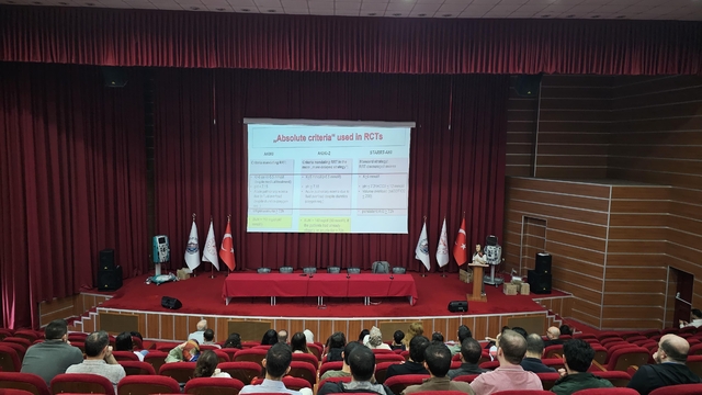 Diyarbakır'da doktorlara sürekli renal replasman tedavisine ilişkin bilgi verildi