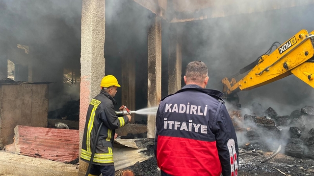 Osmaniye'de müstakil evde çıkan yangın söndürüldü