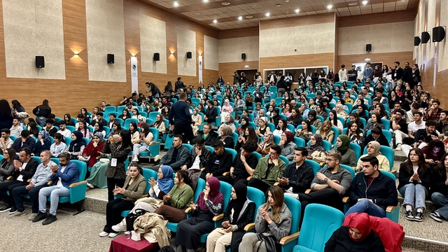 KAEÜ'de "Sağlıkta Kariyer Günleri" etkinliği düzenlendi
