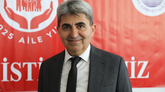 Edirne'de "mutlu aile ve başarılı çocuk yetiştirmenin sırları" anlatıldı