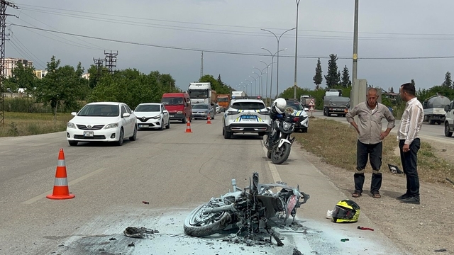 Hatay'da tırla çarpışan motosiklet sürücüsü yaralandı
