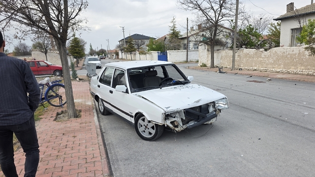 Aksaray'da otomobille çarpışan motosikletteki sürücü öldü