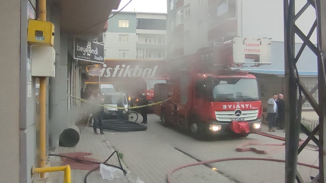 Çarşamba'da depo yangını