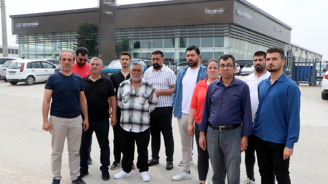 Sıfır otomobilleri sahte plaka ve ruhsatla satıp, parasını zimmetine geçirdi