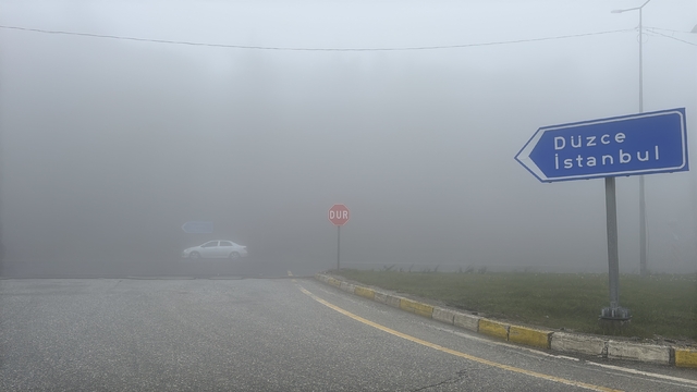 Bolu Dağı'nda sis etkili oldu