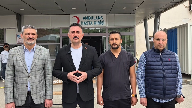 Hastanede kuru hava motoru arızalandı; yoğun duman nedeniyle hastalar tahliye edildi (2)- Yeniden