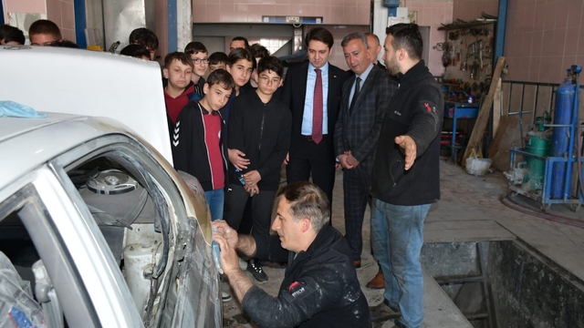 Sinop'ta ustalar ve öğrenciler sanayide buluşturuluyor