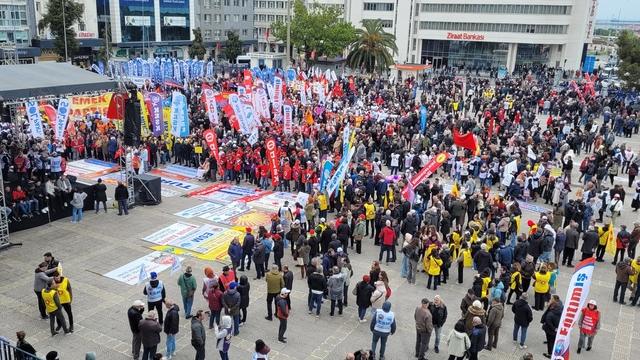 Samsun ve çevre illerde 1 Mayıs Emek ve Dayanışma Günü kutlandı