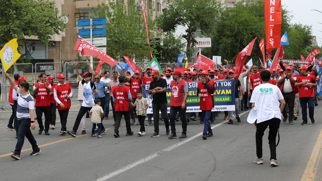 Diyarbakır'da 1 Mayıs Emek ve Dayanışma Günü kutlandı