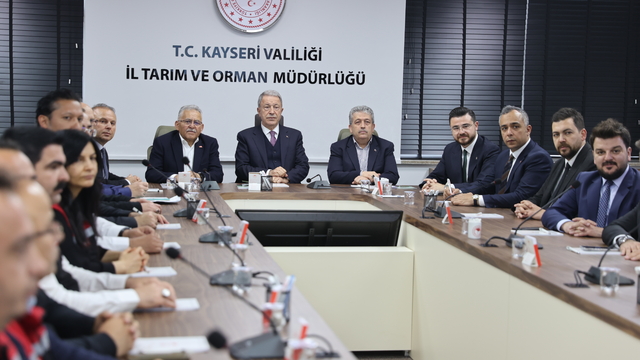 TBMM Milli Savunma Komisyonu Başkanı Akar, Kayseri'de konuştu: