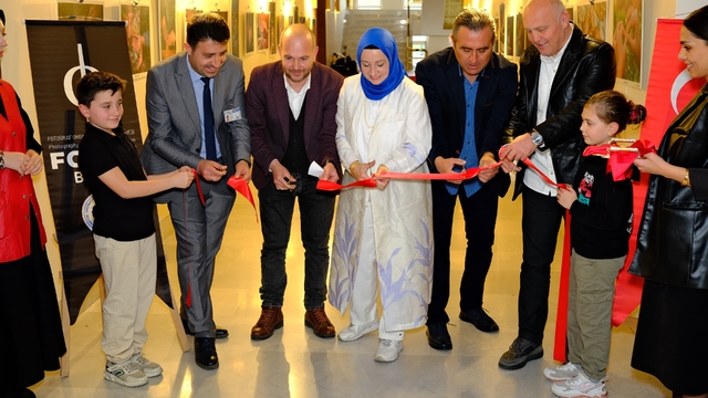 Bursa'da "Emeğin Elleri" fotoğraf sergisi açıldı