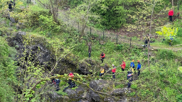 Kayıp, biri kadın 2 arkadaş her yerde aranıyor