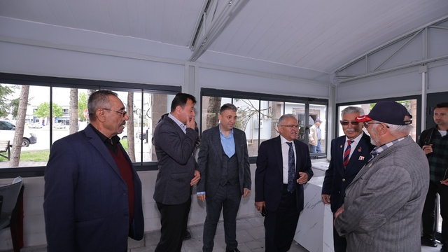 Başkan Büyükkılıç, şehit yakınları ve gaziler için hazırlanan lokal salonu inceledi