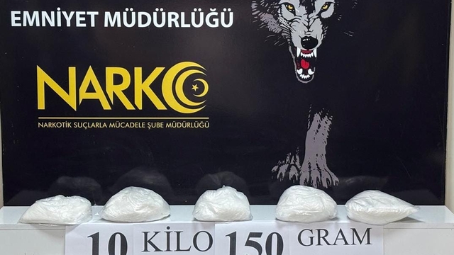 Adana'da 10 kilo 150 gram metamfetamin ele geçirildi
