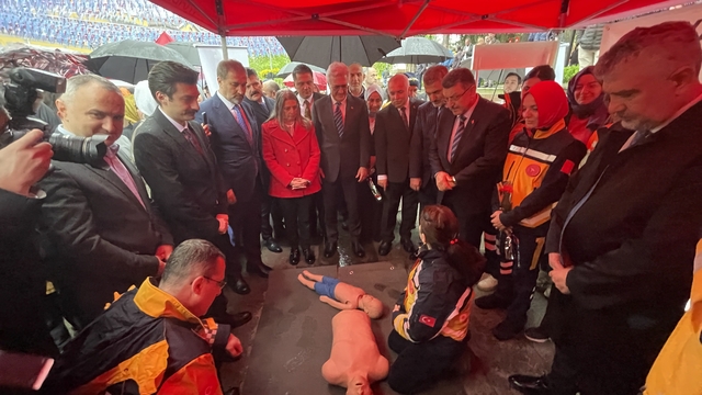 Trabzon'da "Fermuar Sistemiyle Yaşama Yol Ver" kampanyası tamamlandı