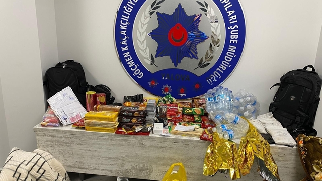 Yalova Ro-Ro Terminali'nden Fransa'ya kaçmak üzere TIR'da 3 şüpheli yakalandı