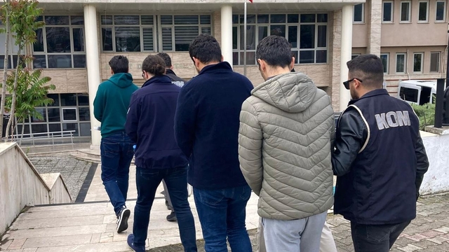 Muğla ve Manisa'da FETÖ operasyonunda 2 zanlı tutuklandı
