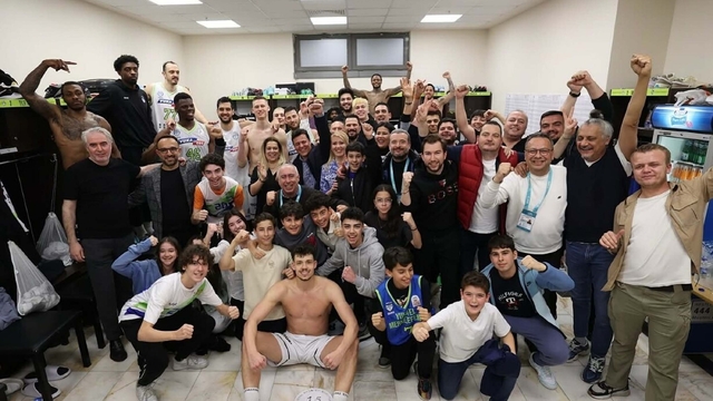 Merkezefendi'den tarihi galibiyet, Fenerbahçe'nin 21 maçlık kazanma serisine son verdiler