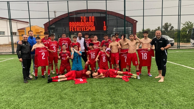 Bodrum Birlikspor U-15 futbol takımı, Türkiye Şampiyonluğu için ter dökecek