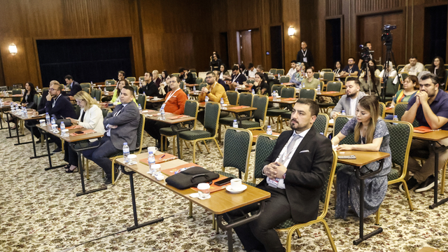 Mersin'de "4. Çukurova İç Hastalıkları Günleri" devam ediyor