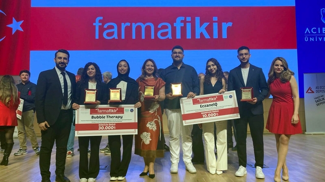 TÜ Eczacılık Fakültesi "En İnovatif Eczacılık Fakültesi" ödülüne layık görüldü