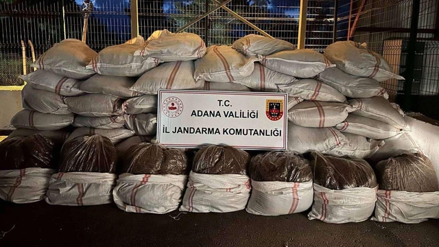 Adana'da 3 ton 100 kilogram gümrük kaçağı tütün ele geçirildi