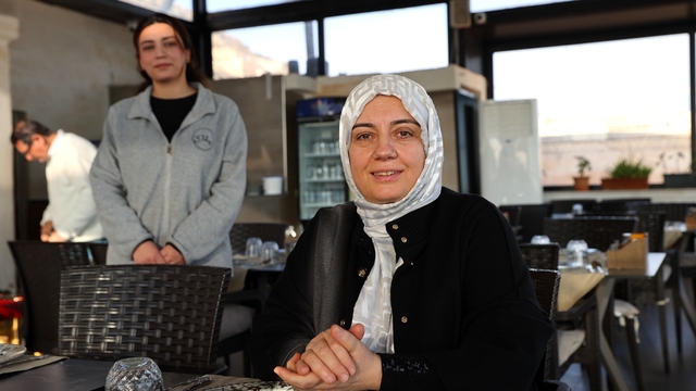 Mardin'in "Dilek ablası" halı kursları ve restoranla hemcinslerine istihdam sağladı
