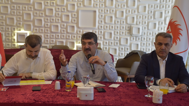 AK Parti Batman Milletvekili Nasıroğlu, kurum müdürleriyle bir araya geldi