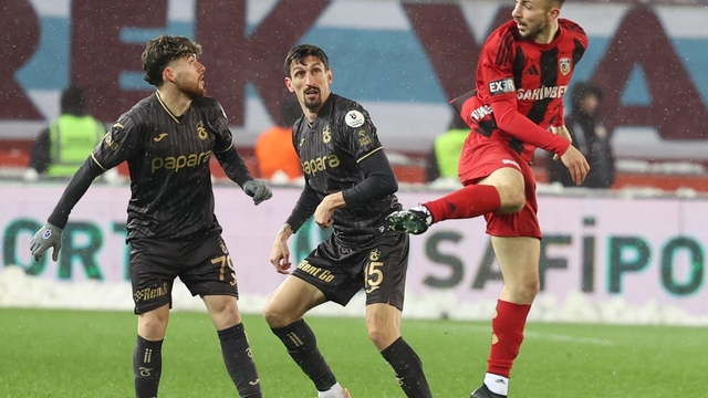 Trabzonspor'da Uğurcan Çakır ile Stefan Savic'in sağlık durumuyla ilgili açıklama