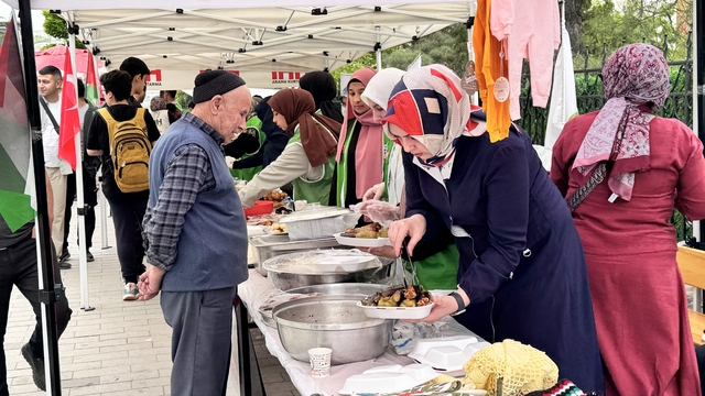 Siirt'te Gazze'ye destek için "Hayır Çarşısı" açıldı