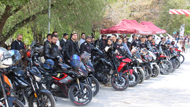 Niğde'de motosiklet sürücülerine güvenli sürüş eğitimi verildi