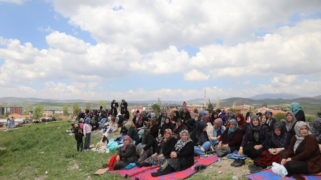 Çubuk'ta mahalleliler yağmur duası yaptı