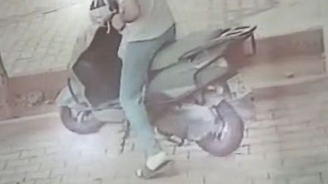 Gaziantep'te motosiklet hırsızlığı kamerada