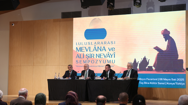 Konya'da "1. Uluslararası Mevlana ve Ali Şir Nevayi Sempozyumu" gerçekleştiriliyor