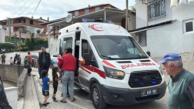 Kocaeli'de elektrik kontağından kaynaklı yangında 1 kişi yaralandı