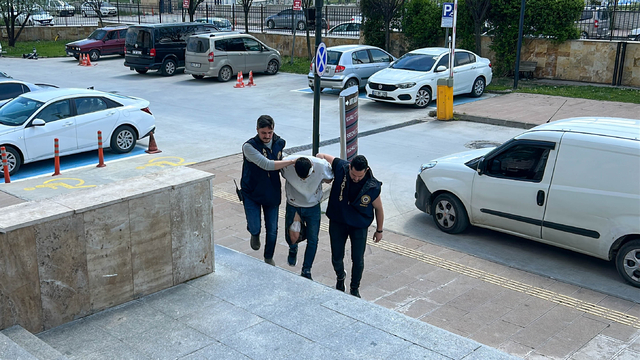 GÜNCELLEME - Uşak'ta 1 kişinin öldüğü bıçaklı kavgada gözaltına alınan şüpheli tutuklandı