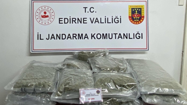 Edirne'de 16 kilo 500 gram skunk ele geçirildi