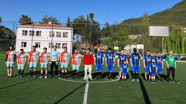 Dikmen'de Bahar Futbol Turnuvası düzenlendi