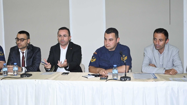 Manavgat'ta deniz ve ırmak turizmi için güvenlik toplantısı düzenlendi
