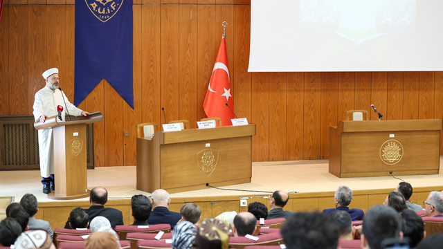 Erbaş, Kur'an-ı Kerim'i Güzel Okuma Yarışması Erkekler Türkiye Finali'ne katıldı: